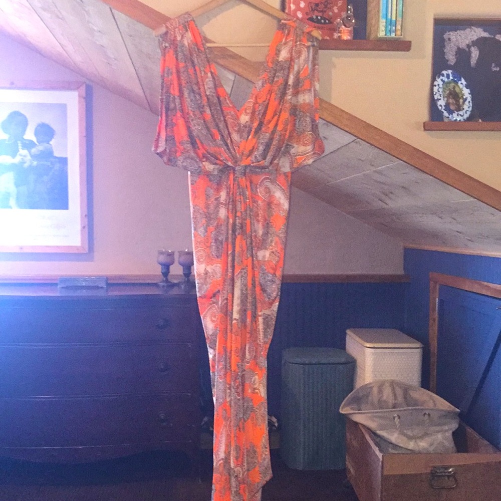Vibrant semi-formal maxi dress